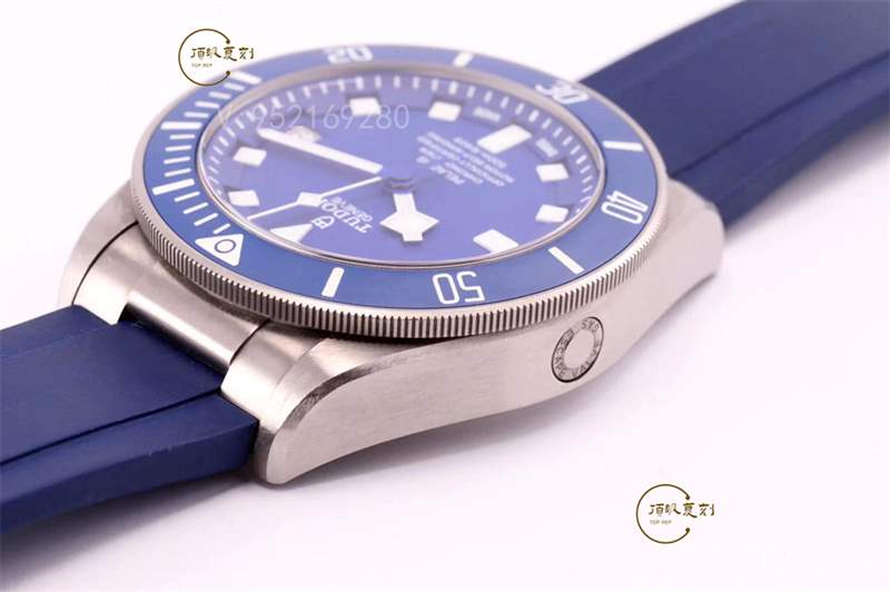 XF廠帝舵領潛型藍色戰斧鈦土豆復刻表做工怎么樣-M25600TB-復刻表